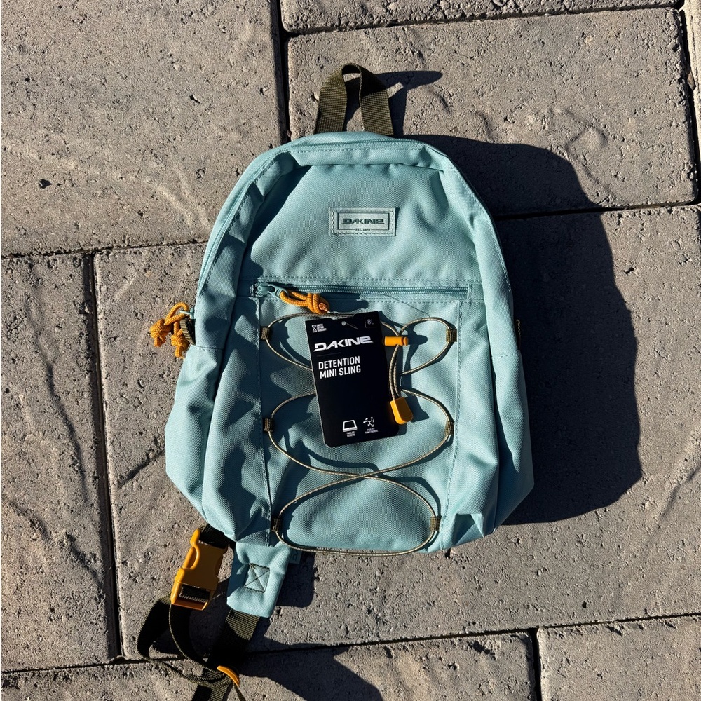Dakine Detention Mini Sling Backpack